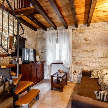 Apartman Luxury Laz *